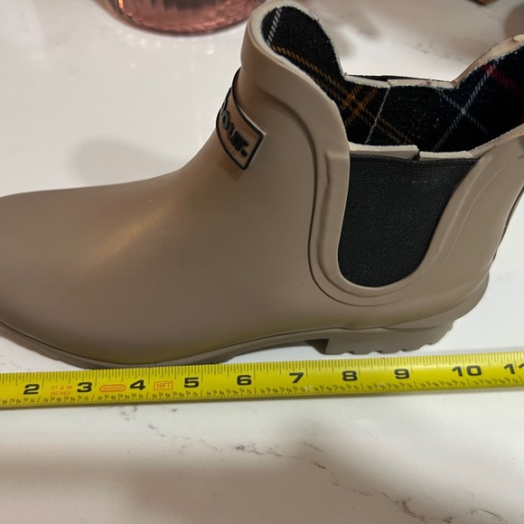 Barbour Tan Chelsea Rain Boots - Picture 5 of 6